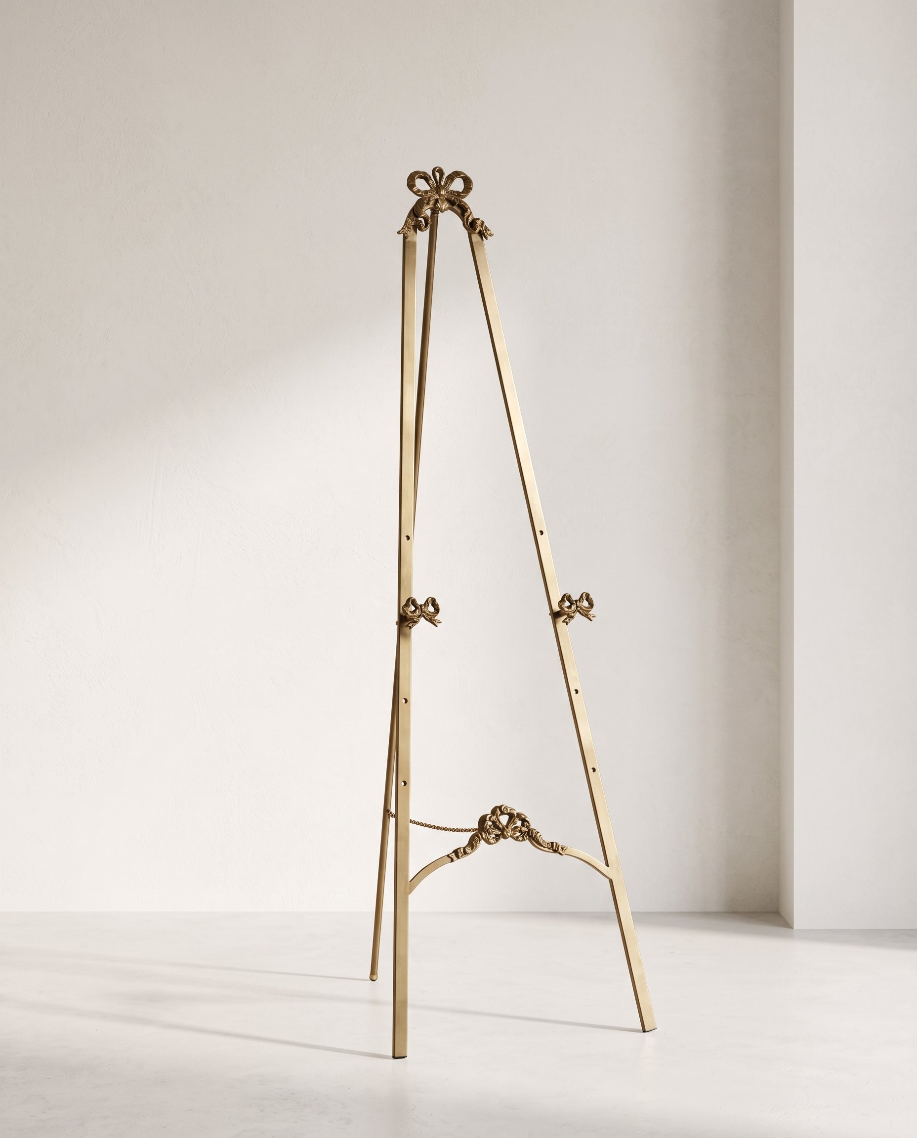 Gold Metal Floor Stand Easel Wedding Sign Holder