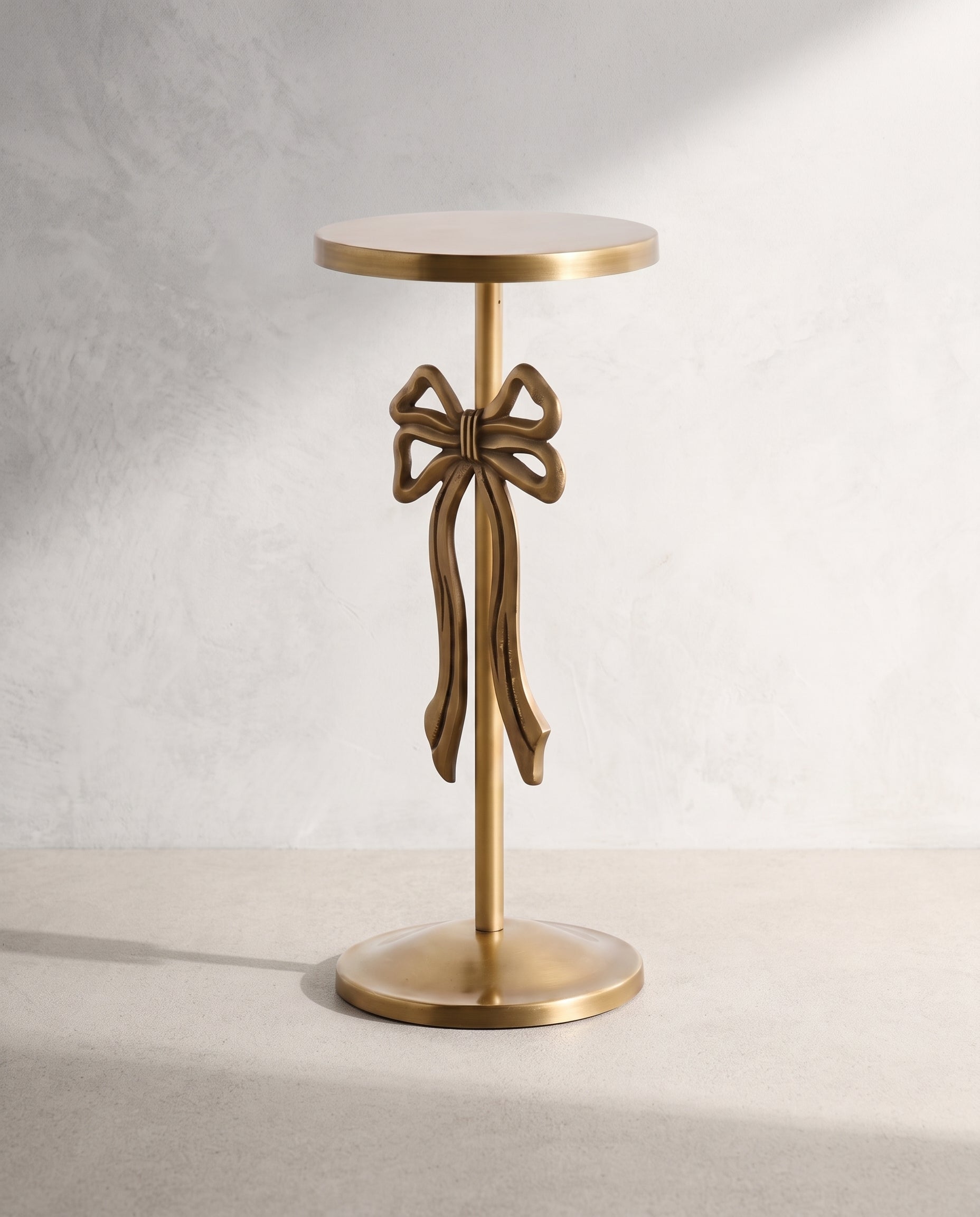 Vintage Gold Bow Accent Pedestal Table
