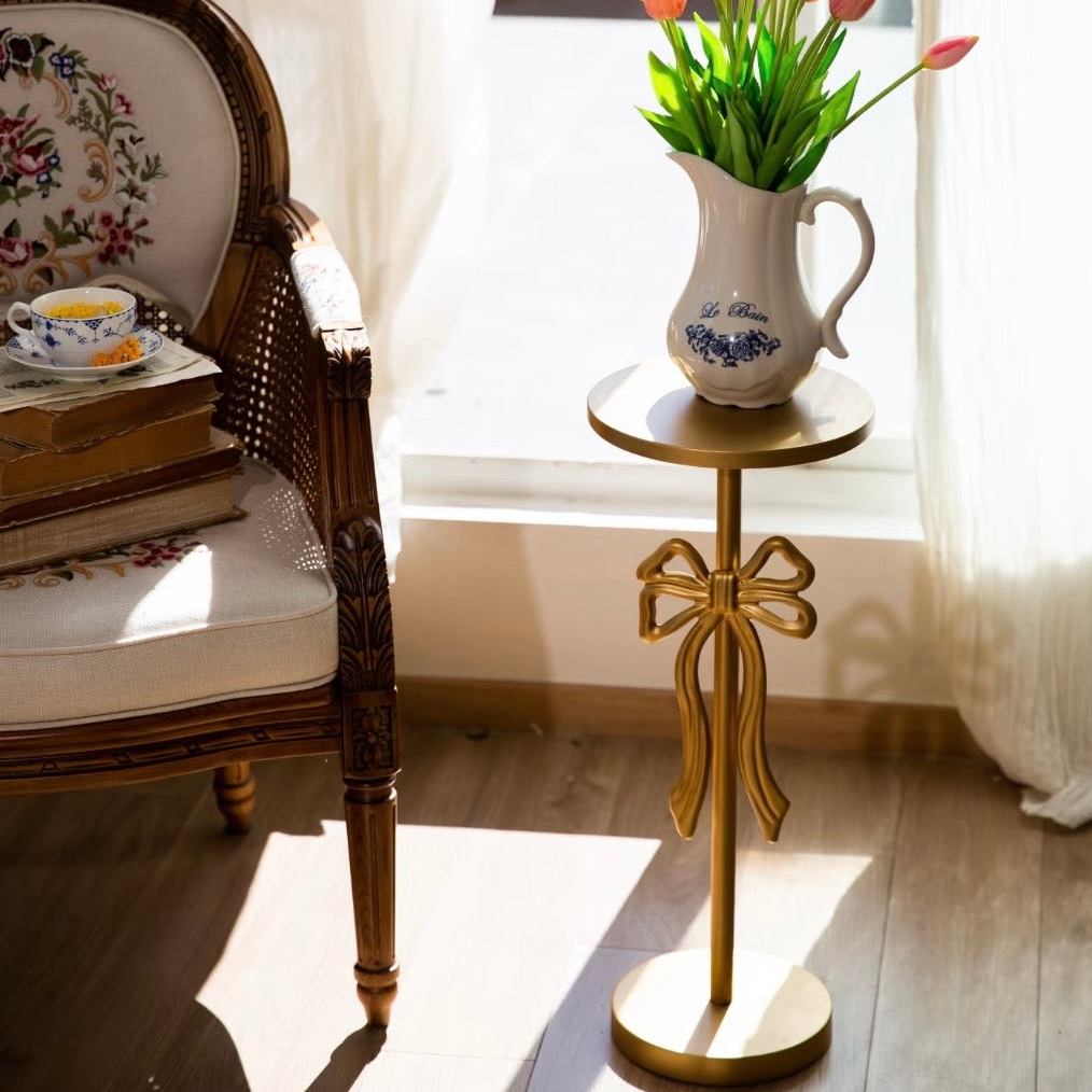 Vintage Gold Bow Accent Pedestal Table – Hand-Finished Iron Drink Table