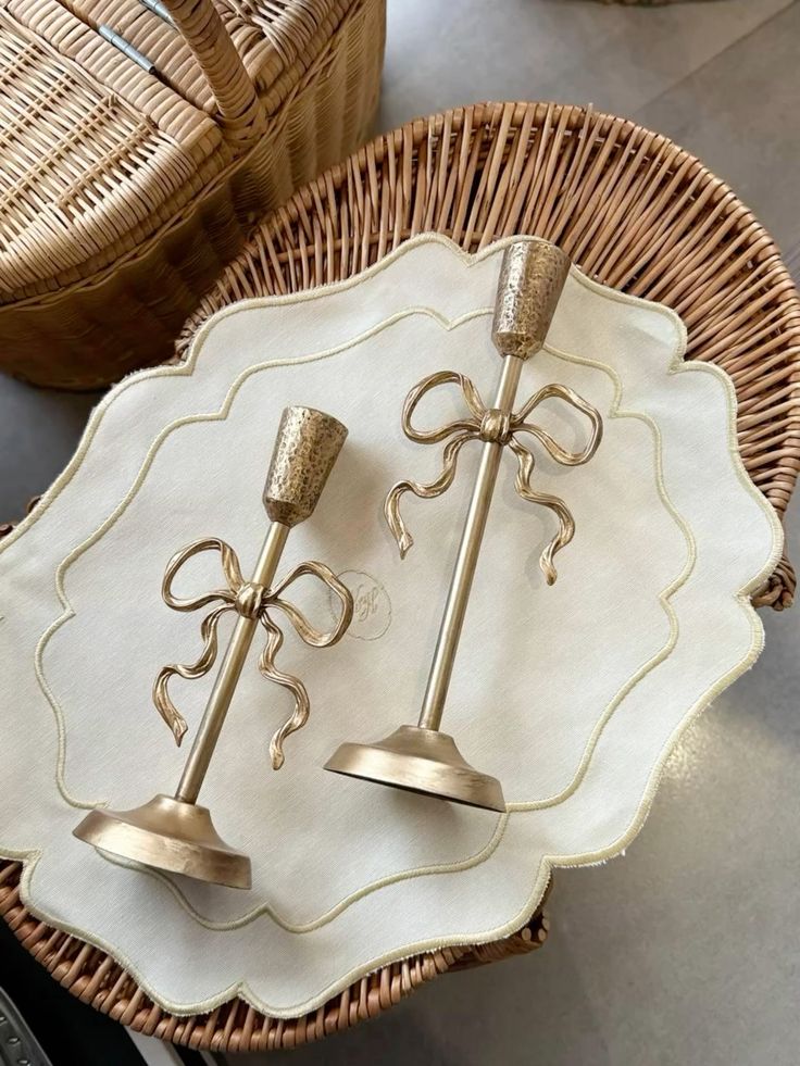 CANDLE HOLDER